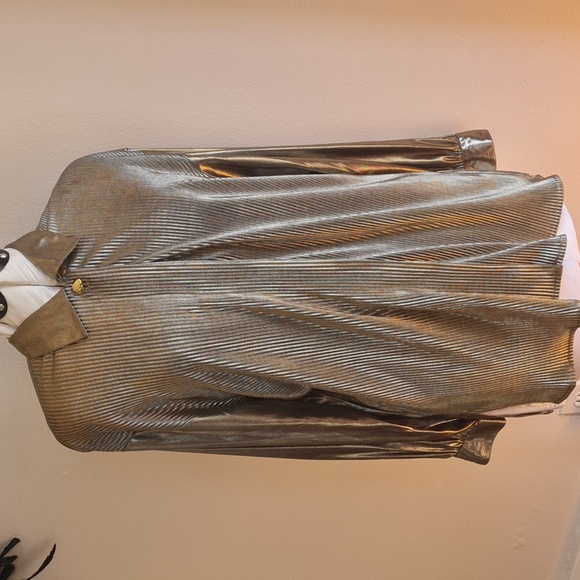 Unique Vintage long sleeve blouse NWT SIZE  6 like a Large - Picture 1 of 11